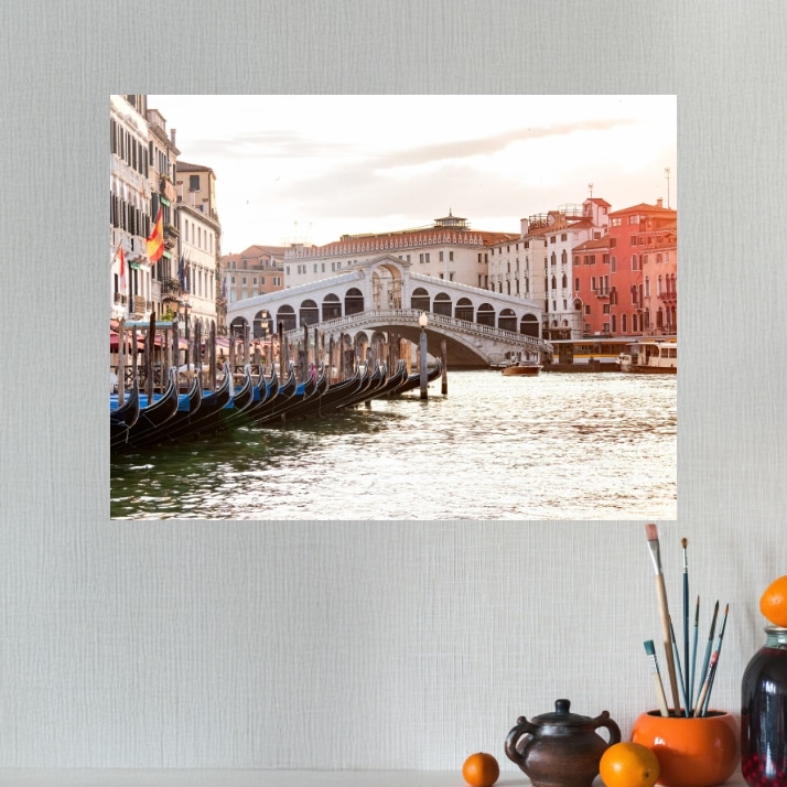 Tableau Venise Gondoles au lever de soleil devant le pont du Rialto