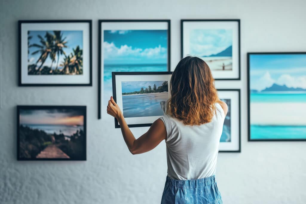 A quelle hauteur accrocher un tableau ? Ne vous trompez plus ! Astuces et conseils 239377707 m